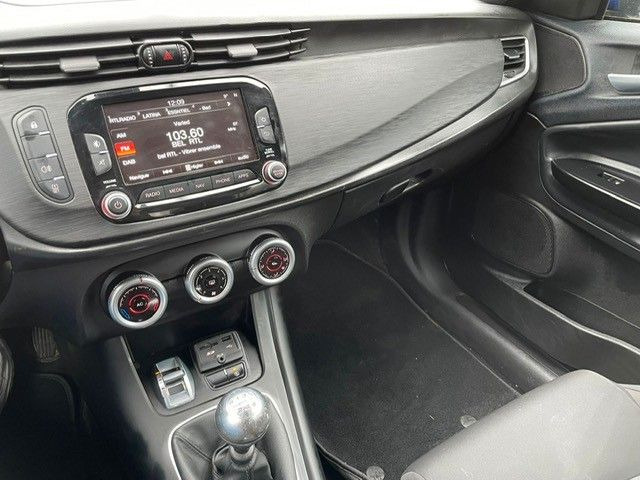 Универсал Alfa Romeo Giulietta Basis. Klima. Navi. Tempomat.: фото 16