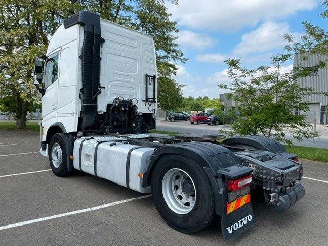 Volvo FH460. Klimaautomatik. Retarder. - Тягач: фото 3 Volvo FH460. Klimaautomatik. Retarder. - Тягач: фото 3