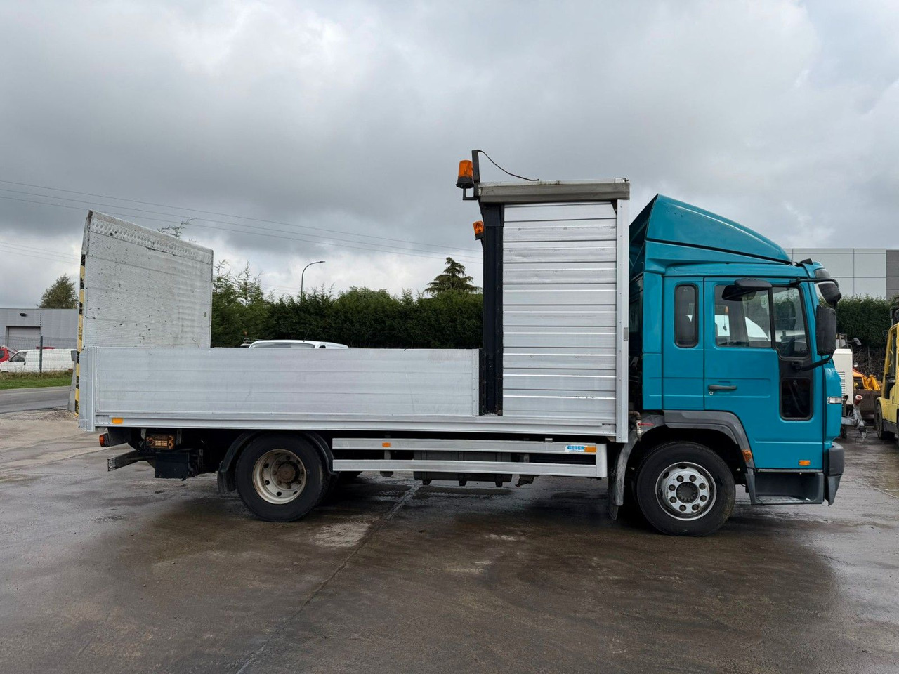 Volvo FL6-250. ALU Pritsche 5.00m. LBW. Klima. - Грузовик бортовой/ Платформа: фото 2 Volvo FL6-250. ALU Pritsche 5.00m. LBW. Klima. - Грузовик бортовой/ Платформа: фото 2