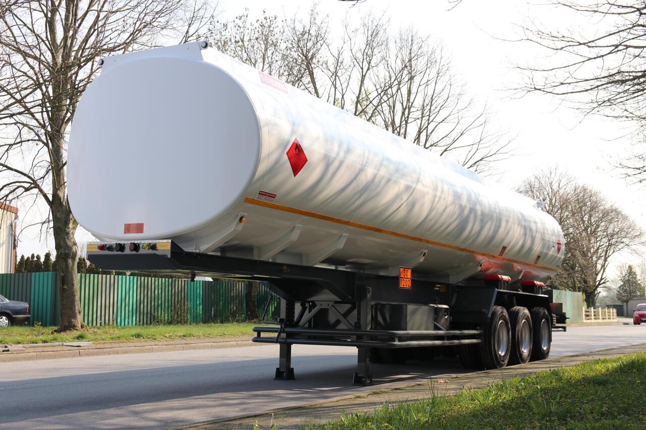 Sievering 45000 LITRES ADR SEMI REMORQUE CITERNE DE CARBURANT - Полуприцеп-цистерна: фото 5 Sievering 45000 LITRES ADR SEMI REMORQUE CITERNE DE CARBURANT - Полуприцеп-цистерна: фото 5