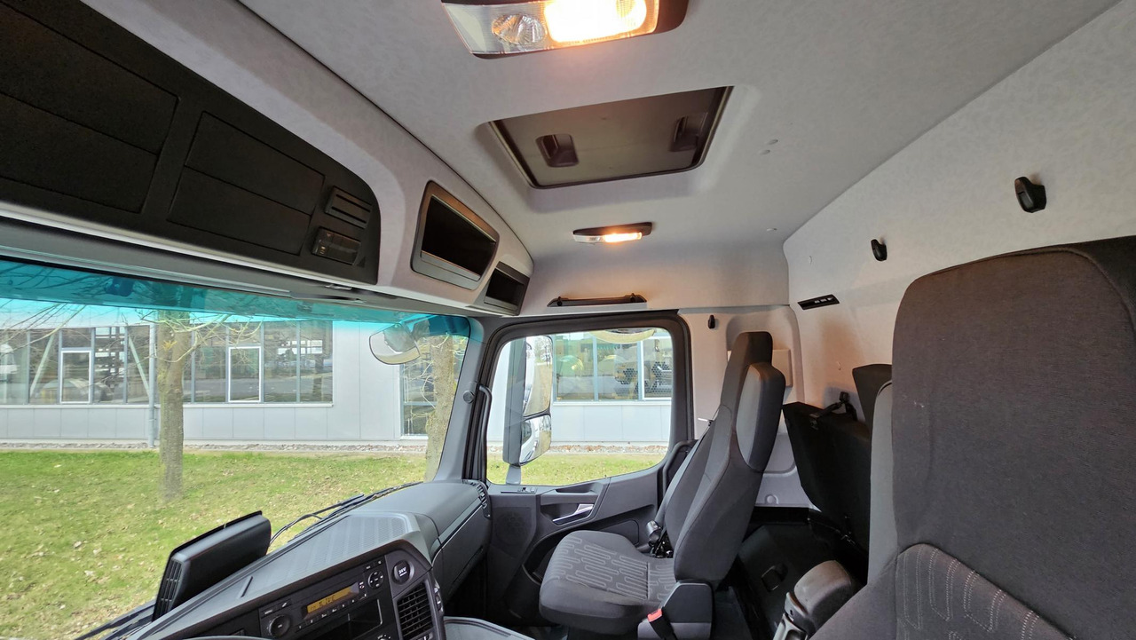 MERCEDES-BENZ Actros 3340 S 6x4 ADR Euro 3 Tractor Head в лизинг MERCEDES-BENZ Actros 3340 S 6x4 ADR Euro 3 Tractor Head: фото 13