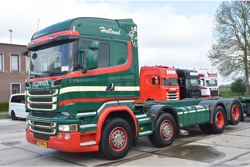 Scania R520 HL V8 8x2 - EURO 6 - MANUAL - RETARDER - WHEELBASE: 510 cm - 10 TONS FRONT AXLE - XENON - - Грузовик-контейнеровоз/ Сменный кузов: фото 1 Scania R520 HL V8 8x2 - EURO 6 - MANUAL - RETARDER - WHEELBASE: 510 cm - 10 TONS FRONT AXLE - XENON - - Грузовик-контейнеровоз/ Сменный кузов: фото 1