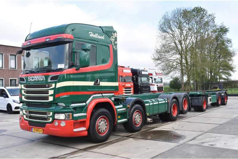 Scania R520 HL V8 8x2 + HANGER - EURO 6 - MANUAL - RETARDER - WHEELBASE: 510 cm - 10 TONS FRONT AXLE - XENON - - Грузовик-контейнеровоз/ Сменный кузов: фото 1 Scania R520 HL V8 8x2 + HANGER - EURO 6 - MANUAL - RETARDER - WHEELBASE: 510 cm - 10 TONS FRONT AXLE - XENON - - Грузовик-контейнеровоз/ Сменный кузов: фото 1