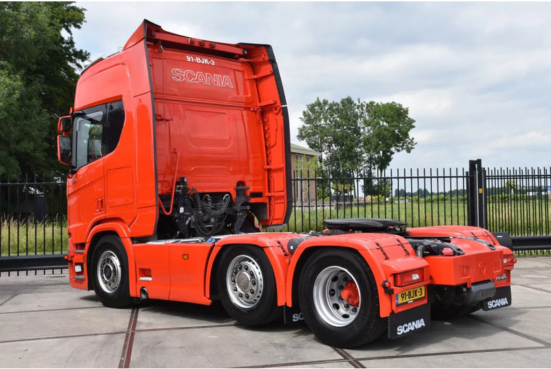 Scania R450 NGS 6x2/4NB - RETARDER - FULL AIR - 748 TKM - LEATHER SEATS - NAVI - 2 x FUEL TANKS - LED LIGHTS - - Тягач: фото 3 Scania R450 NGS 6x2/4NB - RETARDER - FULL AIR - 748 TKM - LEATHER SEATS - NAVI - 2 x FUEL TANKS - LED LIGHTS - - Тягач: фото 3