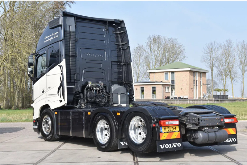 Volvo FH 16.750 Globetrotter XL 6x2 - RETARDER - FULL AIR - PARK. AIRCO - DYNAMIC STEERING - SLIDING FIFTH WHEEL - ALCOA'S - TOP CONDI - Тягач: фото 3 Volvo FH 16.750 Globetrotter XL 6x2 - RETARDER - FULL AIR - PARK. AIRCO - DYNAMIC STEERING - SLIDING FIFTH WHEEL - ALCOA'S - TOP CONDI - Тягач: фото 3