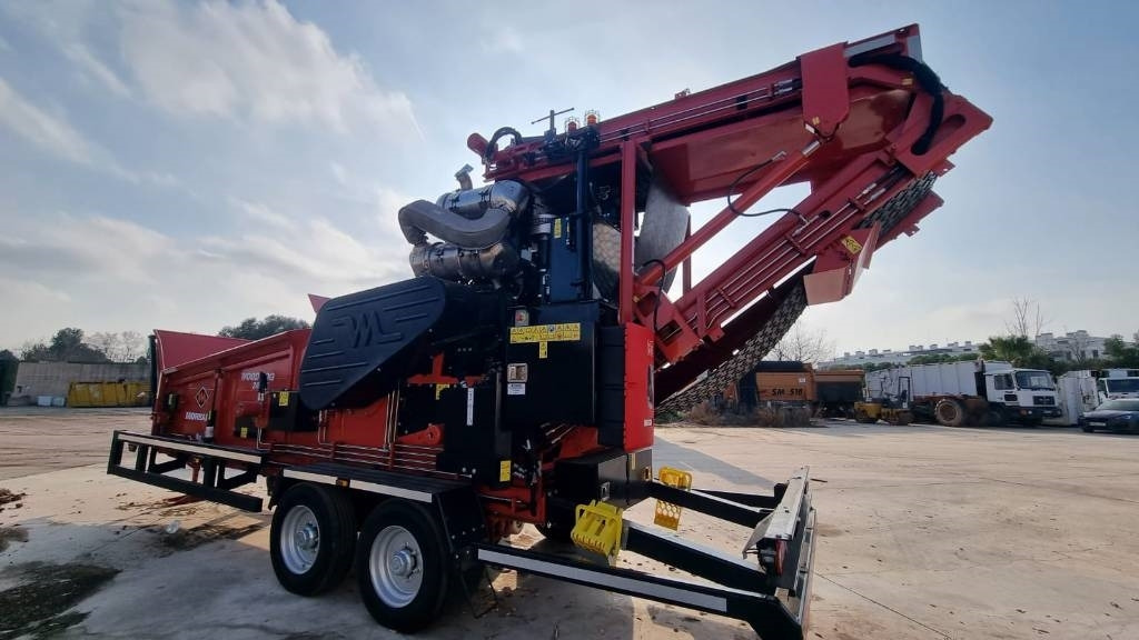 Morbark WH 2400XP - Измельчитель древесины: фото 1 Morbark WH 2400XP - Измельчитель древесины: фото 1