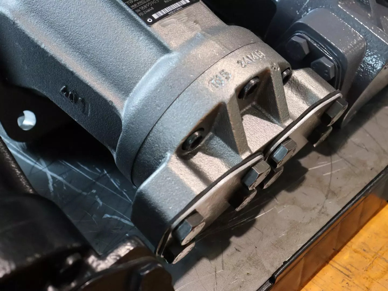 REXROTH A2FM107/61W-VZB010 - Гидравлический мотор для Строительной техники: фото 3 REXROTH A2FM107/61W-VZB010 - Гидравлический мотор для Строительной техники: фото 3