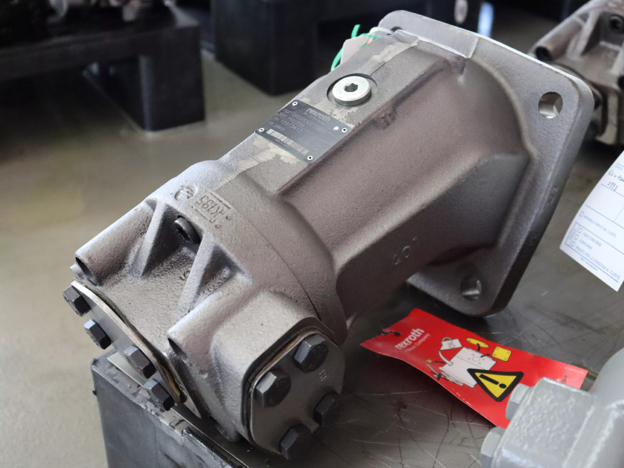 REXROTH A2FO107/61L-VAB05 - Гидравлический насос: фото 1 REXROTH A2FO107/61L-VAB05 - Гидравлический насос: фото 1