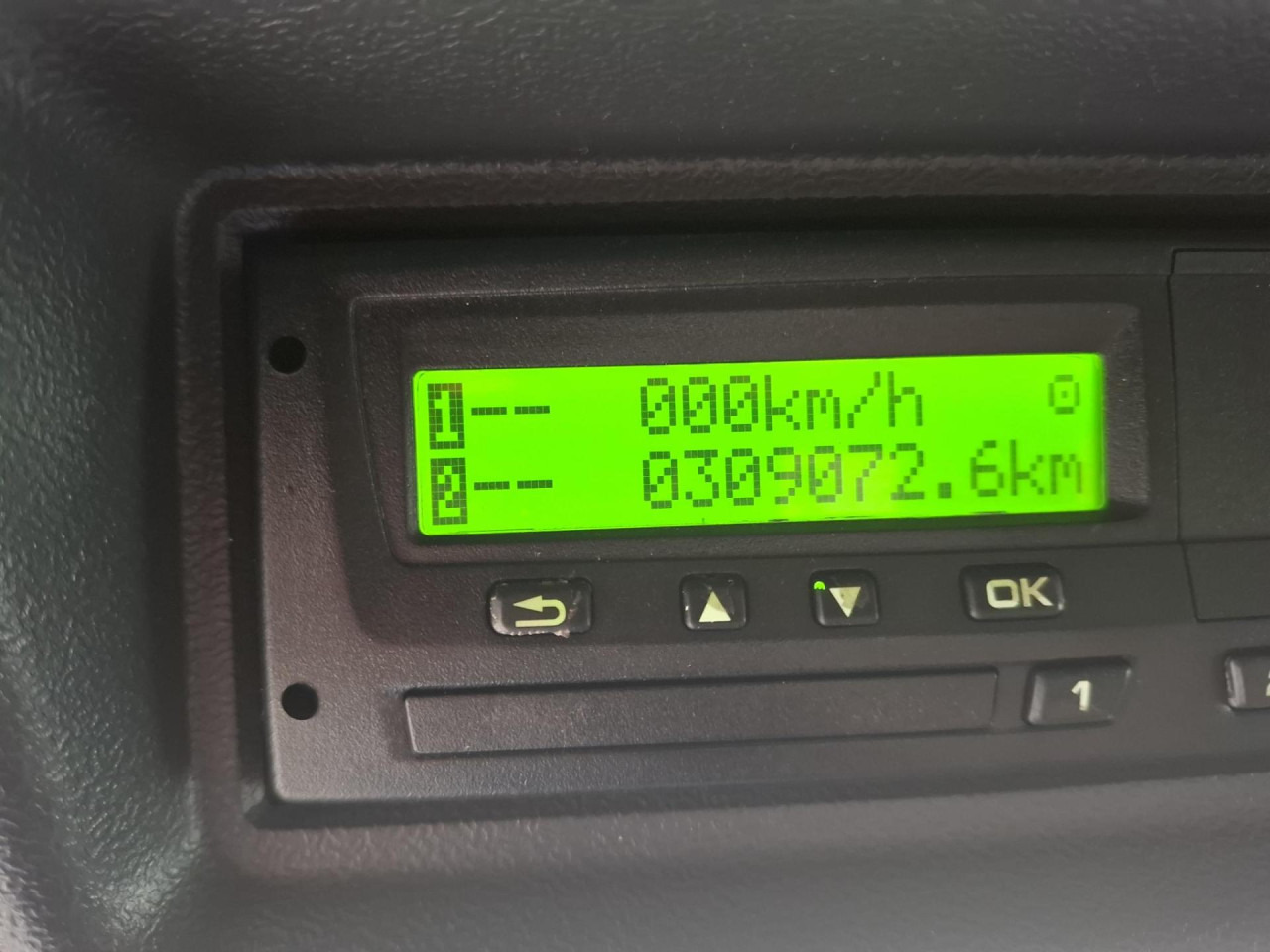 SCANIA SCANIA P250 Fourgon Hayon - Грузовик-шасси: фото 5 SCANIA SCANIA P250 Fourgon Hayon - Грузовик-шасси: фото 5