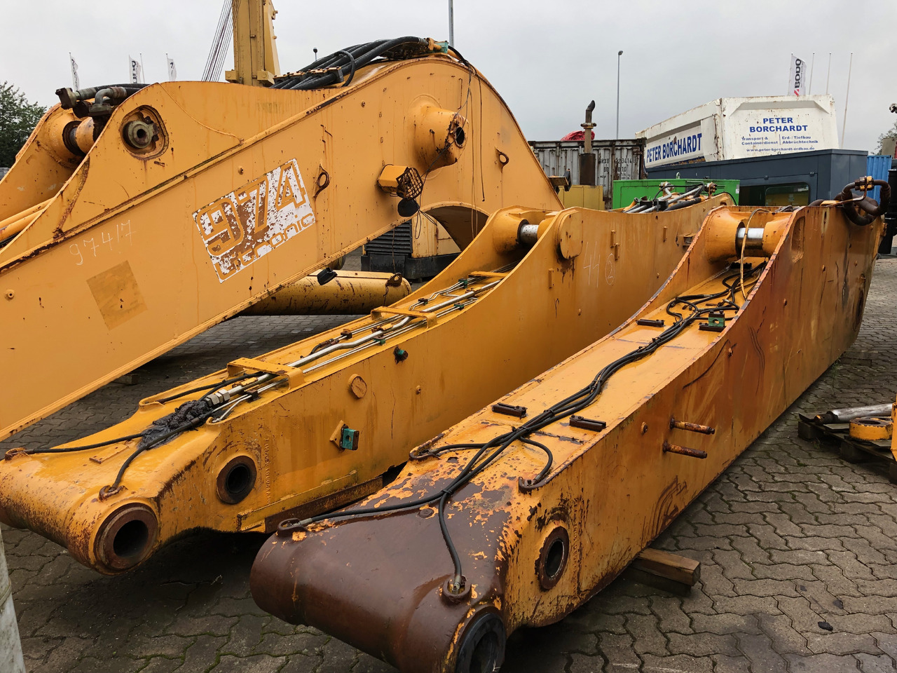 LIEBHERR Boom and sticks for 974 - Гусеничный экскаватор: фото 1 LIEBHERR Boom and sticks for 974 - Гусеничный экскаватор: фото 1