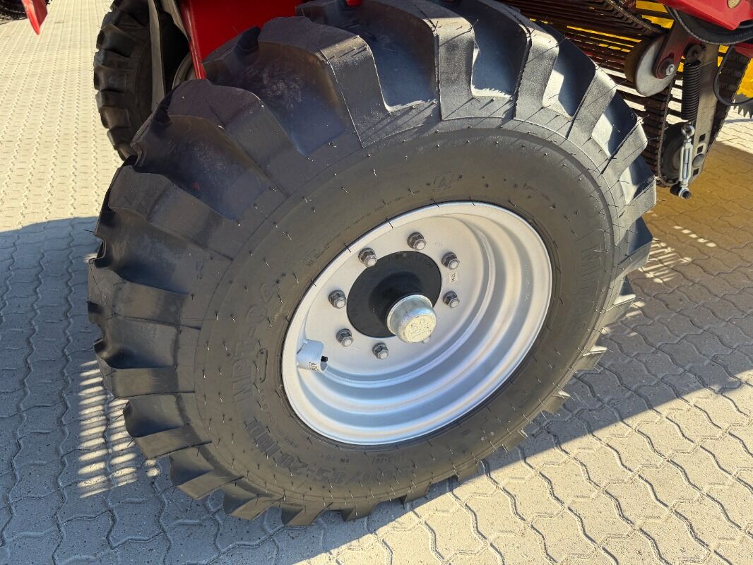 Grimme CS 150 RotaPower - Картофелеуборочный комбайн: фото 3 Grimme CS 150 RotaPower - Картофелеуборочный комбайн: фото 3