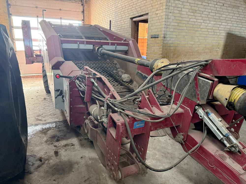 Scanstone ScanStone RGS4213/5SD - Картофелеуборочный комбайн: фото 1 Scanstone ScanStone RGS4213/5SD - Картофелеуборочный комбайн: фото 1