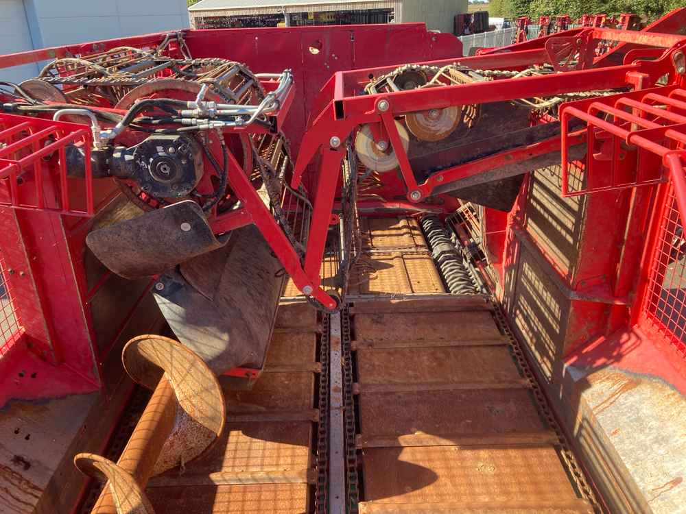 Grimme Grimme Rexor 620 Self-Propelled Sugarbeet Harvester - Техника для обработки почвы: фото 4 Grimme Grimme Rexor 620 Self-Propelled Sugarbeet Harvester - Техника для обработки почвы: фото 4