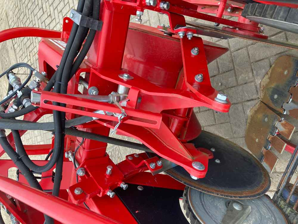 Grimme Grimme WH100 Single Row Potato Windrower - Комбайн: фото 3 Grimme Grimme WH100 Single Row Potato Windrower - Комбайн: фото 3