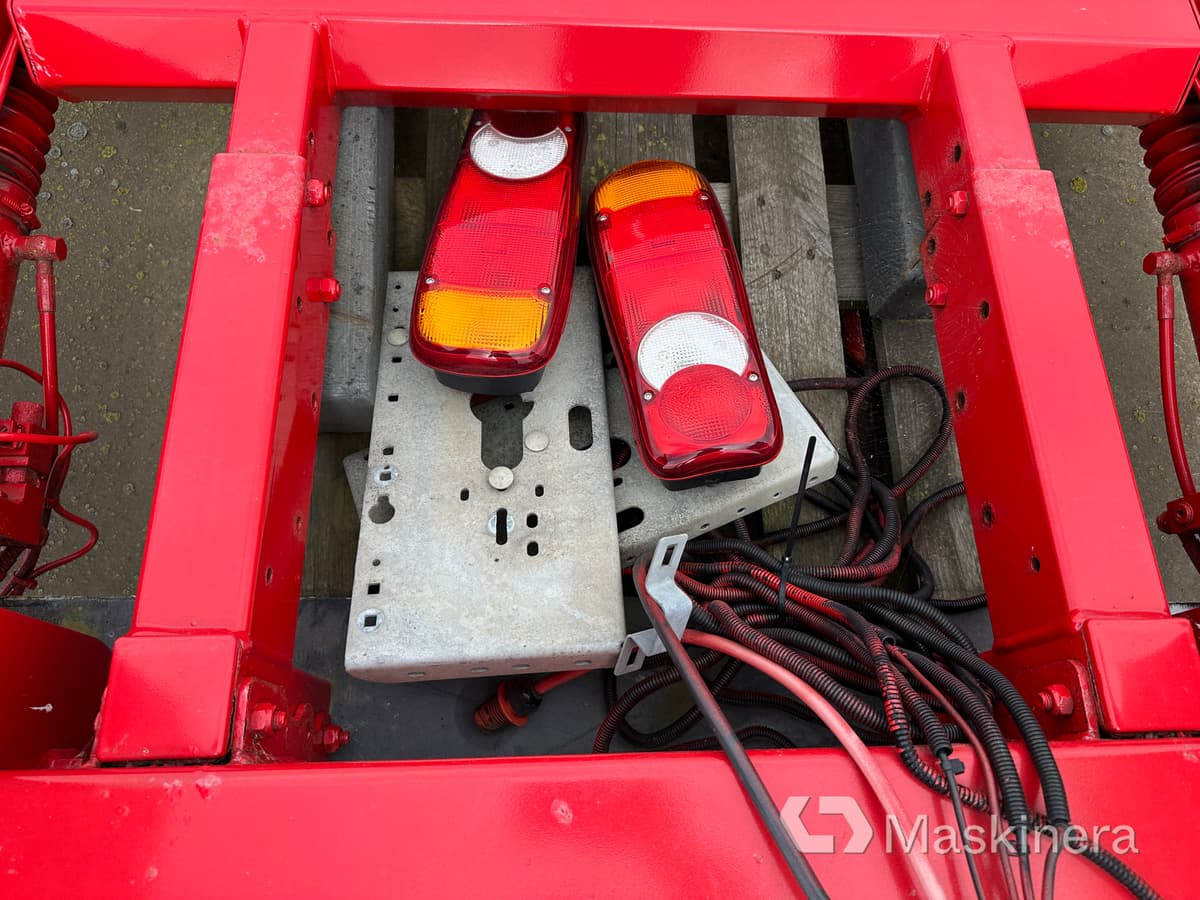 Bakgavellyft ZEPRO Z2000-155 MA - Гидроборт: фото 4 Bakgavellyft ZEPRO Z2000-155 MA - Гидроборт: фото 4