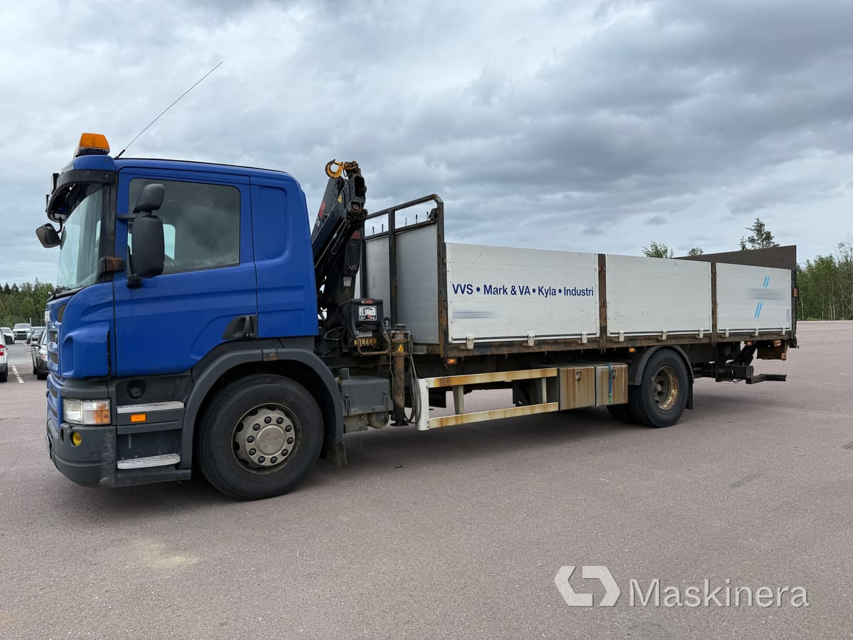 Brädgårdsbil med kran Scania P320 - Грузовик бортовой/ Платформа, Автоманипулятор: фото 1 Brädgårdsbil med kran Scania P320 - Грузовик бортовой/ Платформа, Автоманипулятор: фото 1