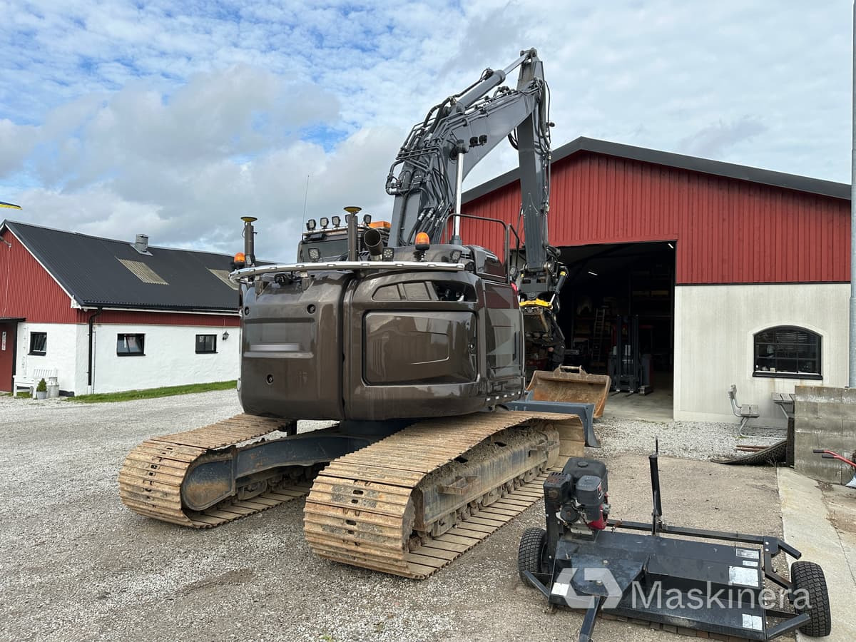 Grävmaskin Kobelco SK270SRNLC-5 - Гусеничный экскаватор: фото 5 Grävmaskin Kobelco SK270SRNLC-5 - Гусеничный экскаватор: фото 5