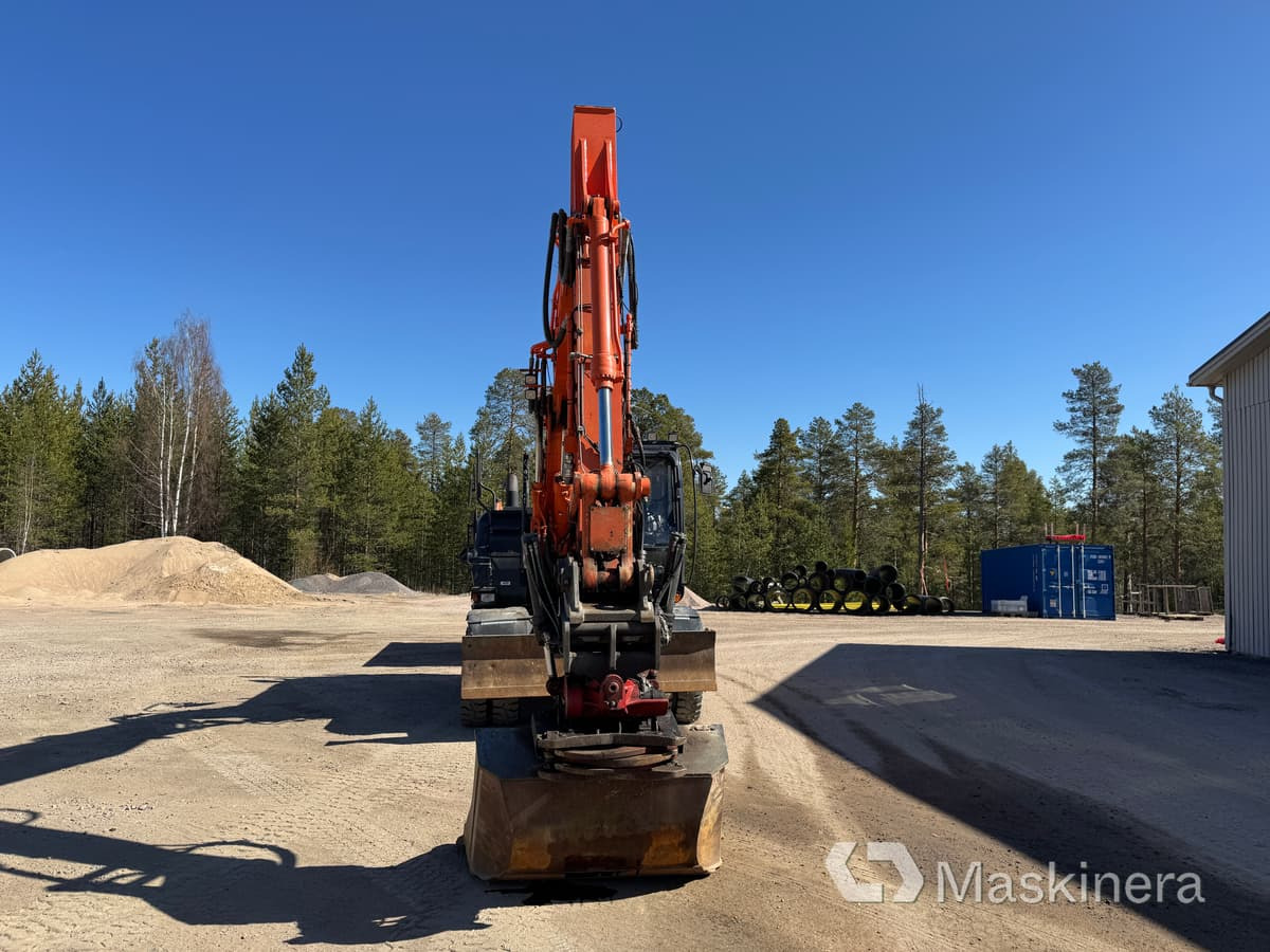 Гусеничный экскаватор Hitachi ZX170W-5B Hjulgrävare Hitachi ZX170W med vagn: фото 8