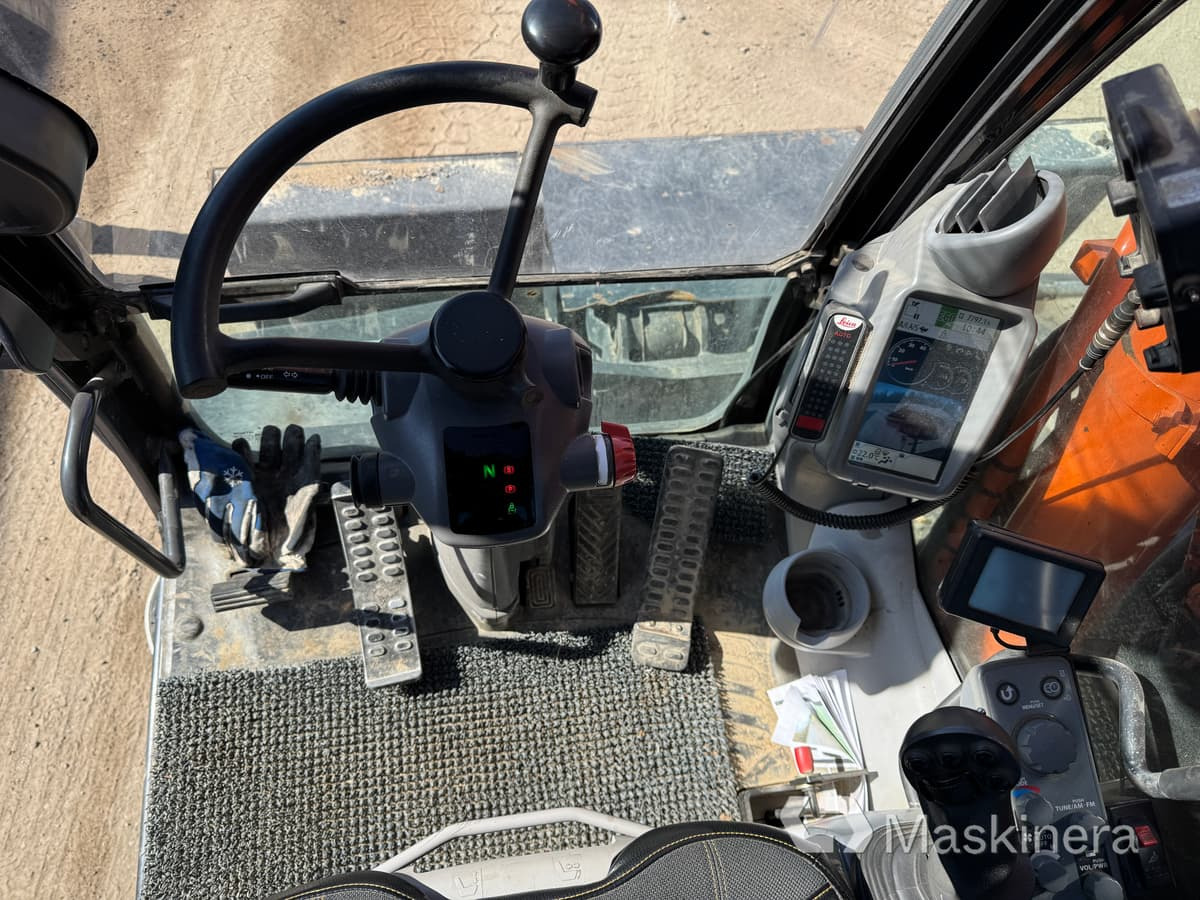 Гусеничный экскаватор Hitachi ZX170W-5B Hjulgrävare Hitachi ZX170W med vagn: фото 11
