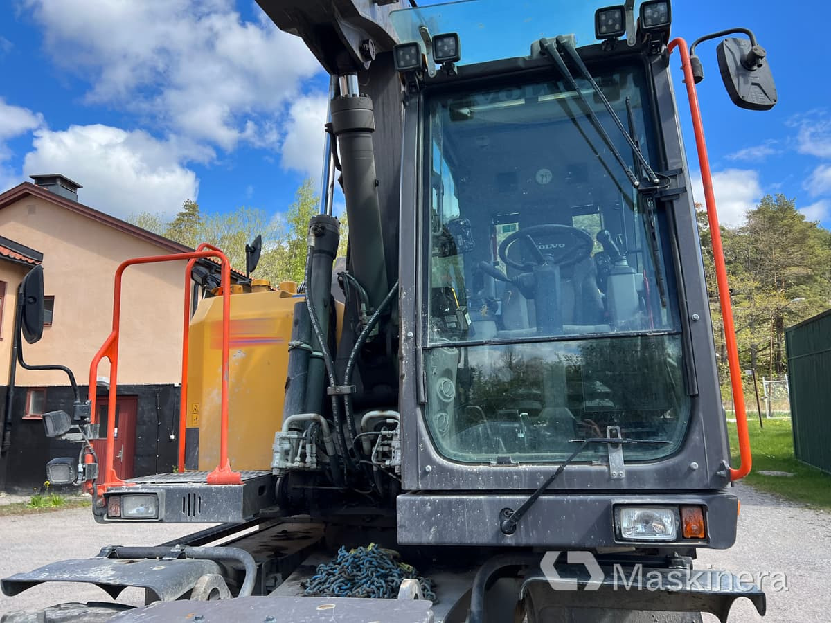 Hjulgrävare Volvo EWR150E med tillbehör в лизинг Hjulgrävare Volvo EWR150E med tillbehör: фото 12