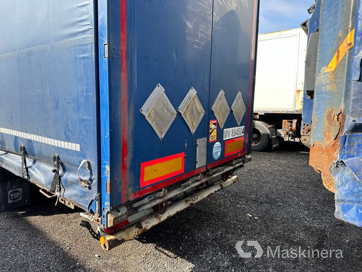 Kapelltrailer Krone SD - Тентованный полуприцеп: фото 4 Kapelltrailer Krone SD - Тентованный полуприцеп: фото 4
