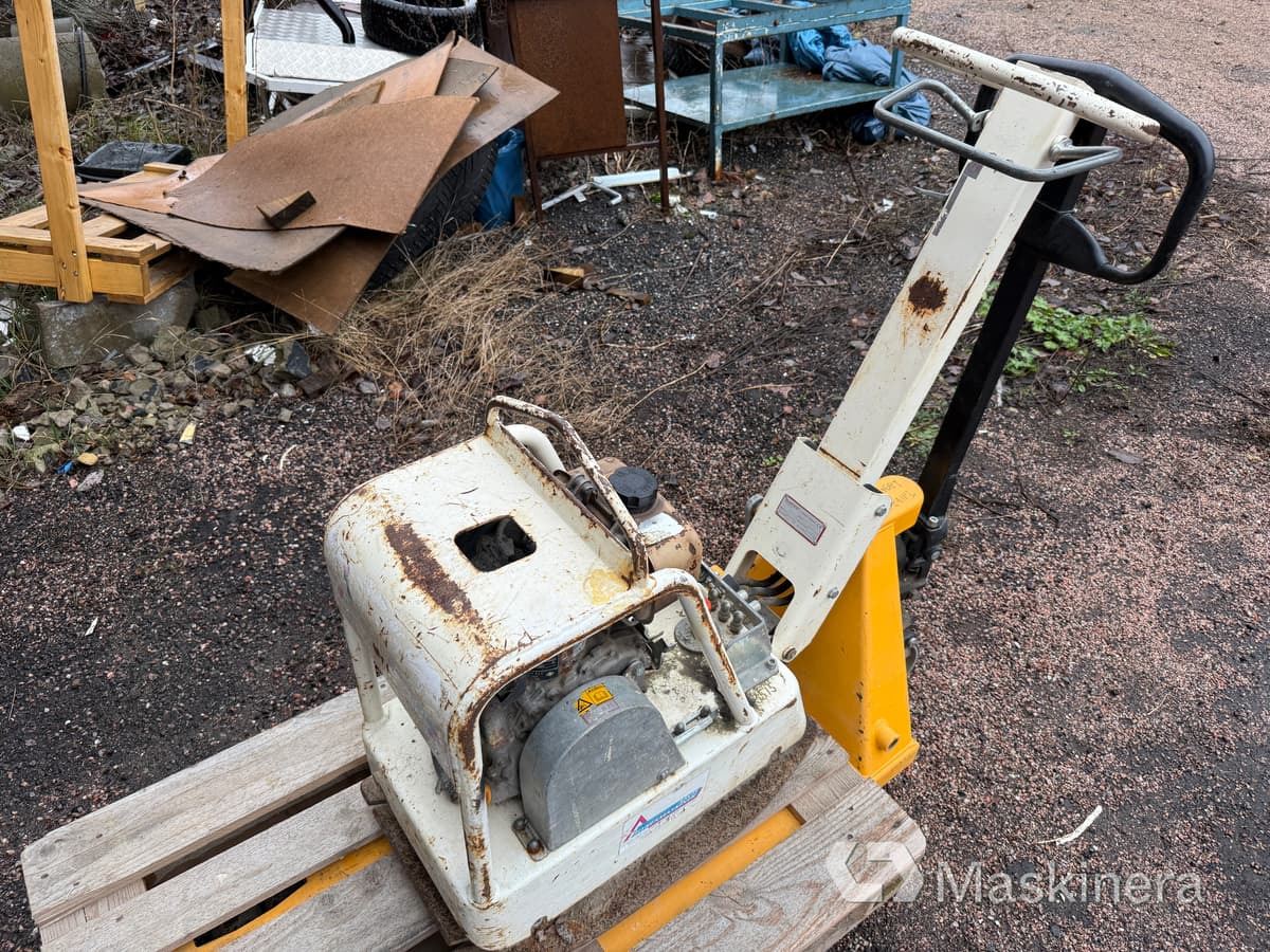 Markvibrator Swepac FB 145 - Виброплита: фото 3 Markvibrator Swepac FB 145 - Виброплита: фото 3