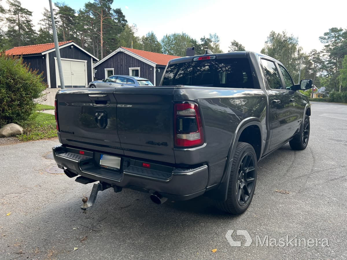 Pickup Dodge Ram 1500 - Цельнометаллический фургон: фото 3 Pickup Dodge Ram 1500 - Цельнометаллический фургон: фото 3