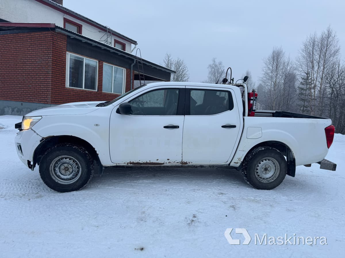 Pickup Nissan Navara med dubbelhytt - Легковой фургон: фото 2 Pickup Nissan Navara med dubbelhytt - Легковой фургон: фото 2