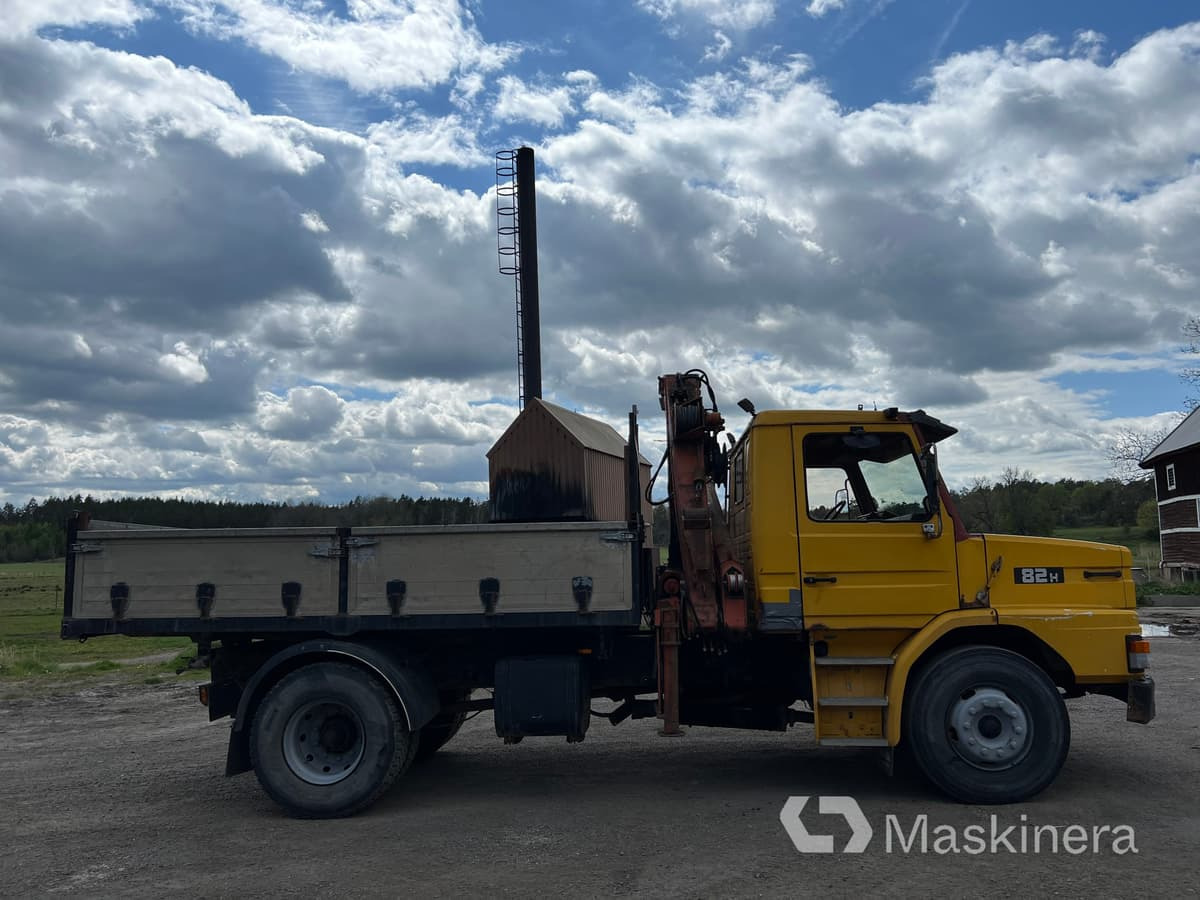 Scania T82HL4X2LS46KK Kran / tippbil Scania 82H - Самосвал, Автоманипулятор: фото 4 Scania T82HL4X2LS46KK Kran / tippbil Scania 82H - Самосвал, Автоманипулятор: фото 4