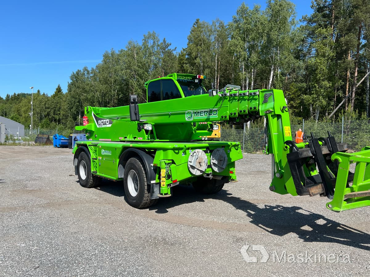 Teleskoplastare Merlo Roto 50.30S Plus med tillbehör - Телескопический погрузчик: фото 4 Teleskoplastare Merlo Roto 50.30S Plus med tillbehör - Телескопический погрузчик: фото 4