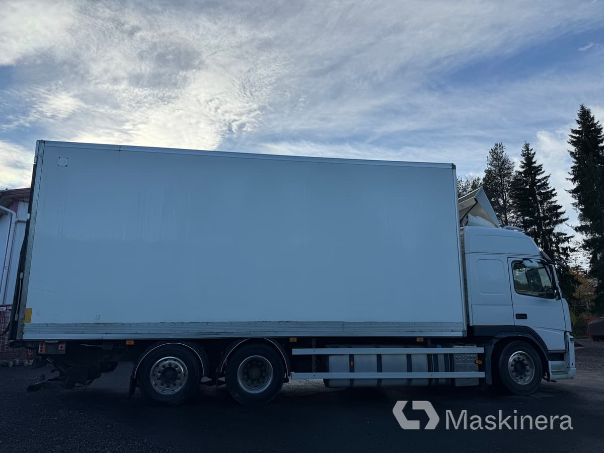 Volvo FM Skåpbil 6x2 - Грузовик с закрытым кузовом: фото 4 Volvo FM Skåpbil 6x2 - Грузовик с закрытым кузовом: фото 4