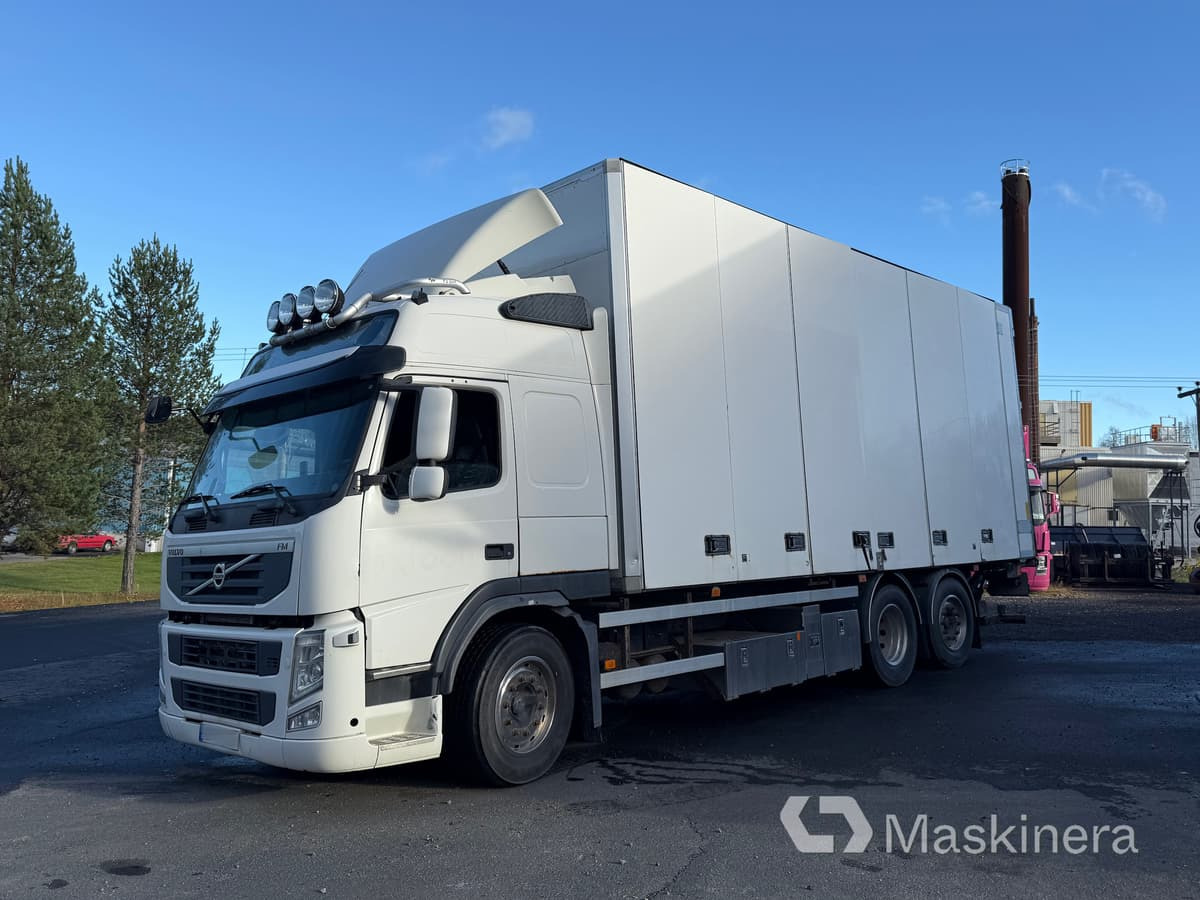 Volvo FM Skåpbil 6x2 - Грузовик с закрытым кузовом: фото 1 Volvo FM Skåpbil 6x2 - Грузовик с закрытым кузовом: фото 1
