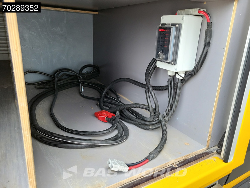 Малотоннажный бортовой грузовик Ford Transit 130pk Open Laadbak Trekhaak Airco Cruise Euro6 APK 03-2026 Pickup Pritsche Open Box Airco Trekhaak Cruise control: фото 7