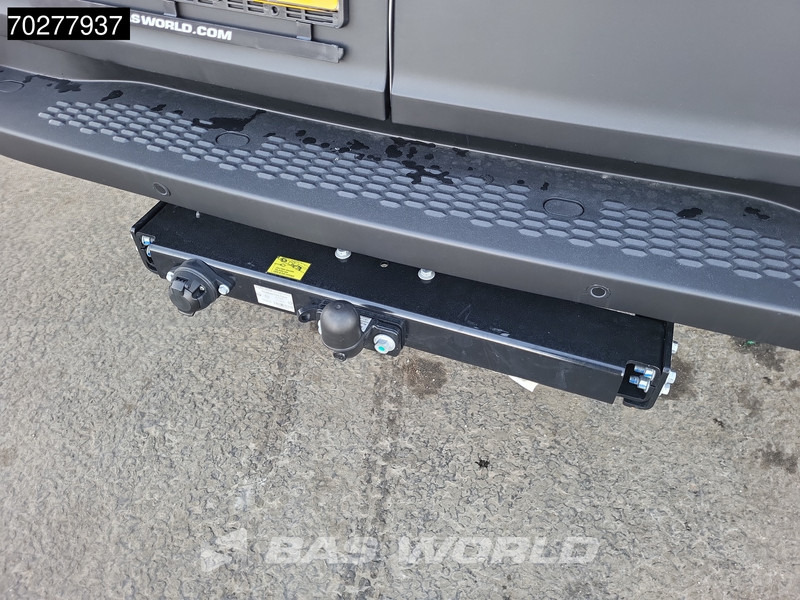 Новый Цельнометаллический фургон Iveco Daily 35C21 Uniek! 3.0L Automaat 2x Schuifdeur Dubbellucht 210PK 3,5t Trekhaak LED ACC Navi Camera Parkeersensoren Euro6 Laag Dak L2 A: фото 9