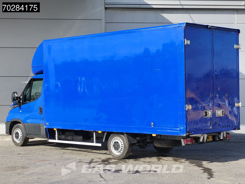 Iveco Daily 35S14 Automaat Bakwagen Achterdeuren 488cm lang! Airco Cruise Euro6 Meubelbak Koffer 23m3 Airco Cruise control - Малотоннажный фургон: фото 2 Iveco Daily 35S14 Automaat Bakwagen Achterdeuren 488cm lang! Airco Cruise Euro6 Meubelbak Koffer 23m3 Airco Cruise control - Малотоннажный фургон: фото 2