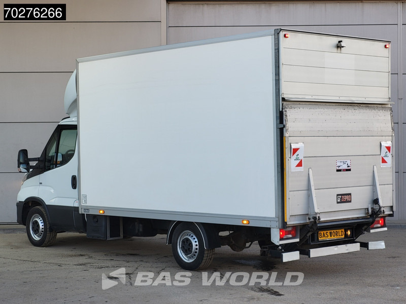 Iveco Daily 35S14 Automaat Laadklep Bakwagen Zijdeur Airco Cruise Meubelbak Koffer Airco Cruise control - Малотоннажный фургон: фото 2 Iveco Daily 35S14 Automaat Laadklep Bakwagen Zijdeur Airco Cruise Meubelbak Koffer Airco Cruise control - Малотоннажный фургон: фото 2