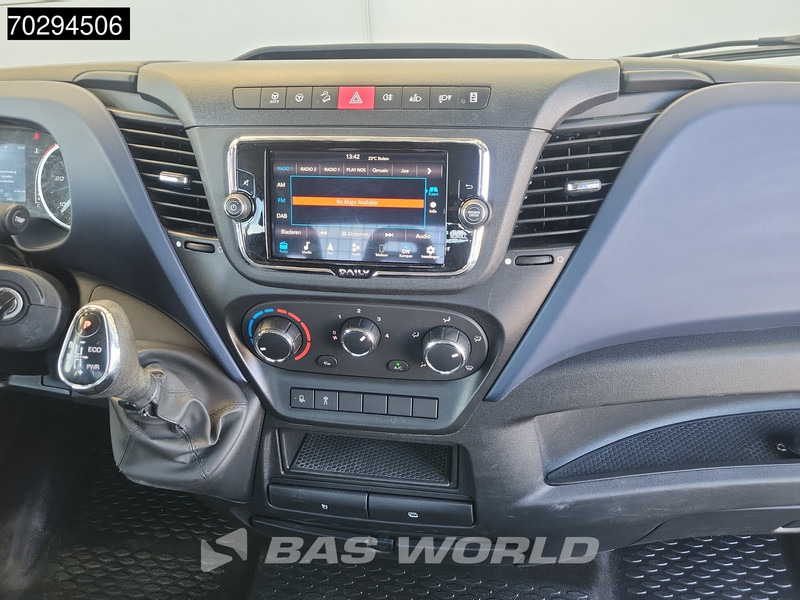 Малотоннажный самосвал Iveco Daily 35S18 3.0L Automaat Kipper Dubbel Cabine 180PK 3,5t Trekhaak LED Airco Cruise Euro6 Kieper Tipper Benne 3m3 Airco Trekhaak Cruis: фото 15 Малотоннажный самосвал Iveco Daily 35S18 3.0L Automaat Kipper Dubbel Cabine 180PK 3,5t Trekhaak LED Airco Cruise Euro6 Kieper Tipper Benne 3m3 Airco Trekhaak Cruis: фото 15