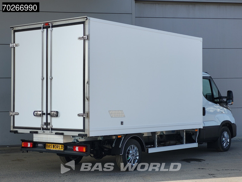 Iveco Daily 35S18 3.0L Koelwagen Vriezer Thermoking V-200 MAX 220V stekker -18 LED Navi Airco ACC Koel Koeler Kühler Kühlwagen Bakwagen Kühl - Малотоннажный рефрижератор: фото 5 Iveco Daily 35S18 3.0L Koelwagen Vriezer Thermoking V-200 MAX 220V stekker -18 LED Navi Airco ACC Koel Koeler Kühler Kühlwagen Bakwagen Kühl - Малотоннажный рефрижератор: фото 5