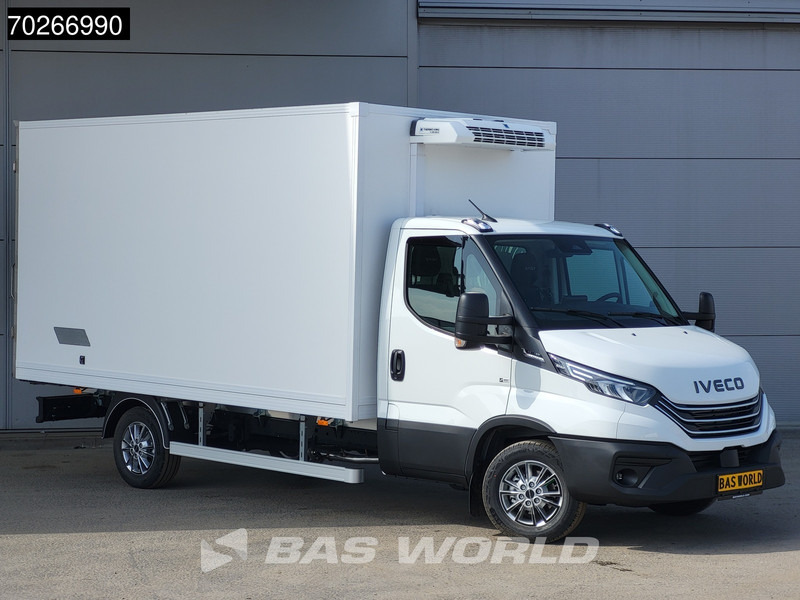 Iveco Daily 35S18 3.0L Koelwagen Vriezer Thermoking V-200 MAX 220V stekker -18 LED Navi Airco ACC Koel Koeler Kühler Kühlwagen Bakwagen Kühl - Малотоннажный рефрижератор: фото 3 Iveco Daily 35S18 3.0L Koelwagen Vriezer Thermoking V-200 MAX 220V stekker -18 LED Navi Airco ACC Koel Koeler Kühler Kühlwagen Bakwagen Kühl - Малотоннажный рефрижератор: фото 3
