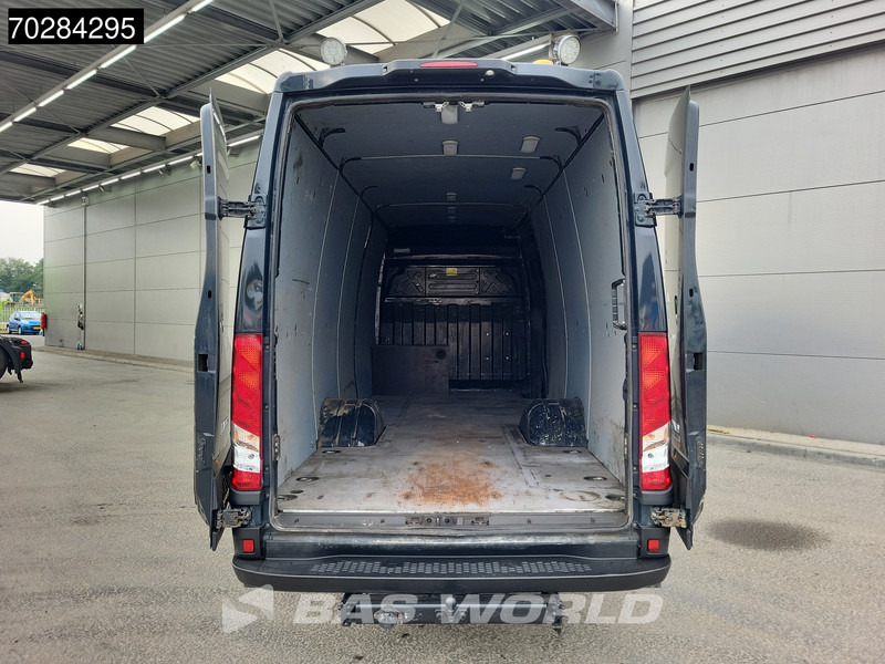Iveco Daily 50C18 3.0L 180PK Luchtvering L3H2 Dubbellucht 3,5t Trekhaak Airco Camera Euro6 L4H2 16m3 Airco Trekhaak - Цельнометаллический фургон: фото 3 Iveco Daily 50C18 3.0L 180PK Luchtvering L3H2 Dubbellucht 3,5t Trekhaak Airco Camera Euro6 L4H2 16m3 Airco Trekhaak - Цельнометаллический фургон: фото 3