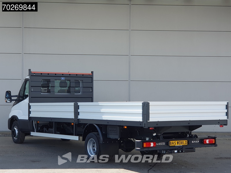 Iveco Daily 70C18 3.0L Automaat 525cm Open laadbak XXL Trekhaak ACC Navi Airco Pickup Pritsche Airco Trekhaak - Малотоннажный бортовой грузовик: фото 2 Iveco Daily 70C18 3.0L Automaat 525cm Open laadbak XXL Trekhaak ACC Navi Airco Pickup Pritsche Airco Trekhaak - Малотоннажный бортовой грузовик: фото 2