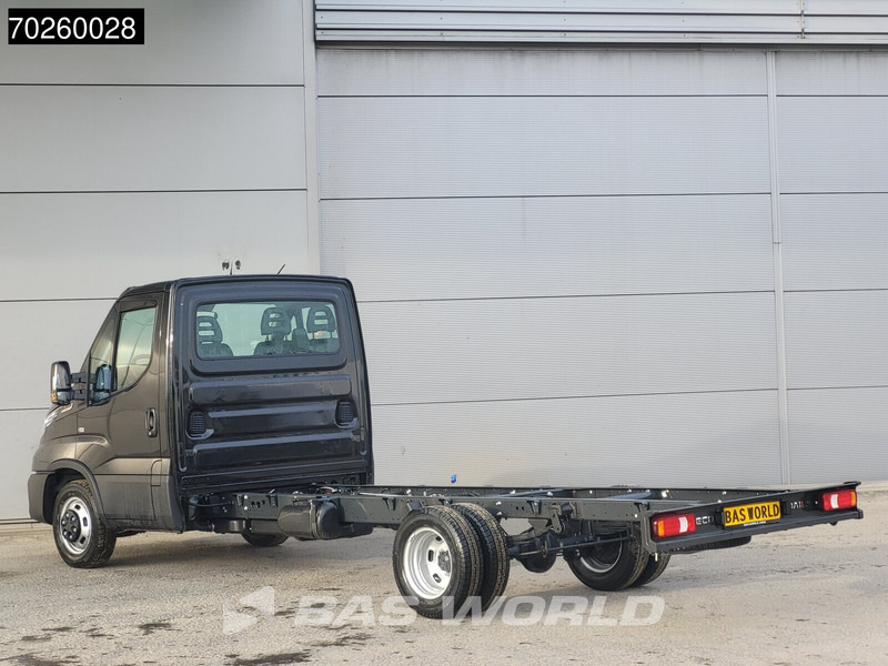 Iveco Daily 35C21 Automaat 410WB Chassis Cabine LED Navi ACC Fahrgestell Airco - Лёгкий коммерческий автомобиль: фото 2 Iveco Daily 35C21 Automaat 410WB Chassis Cabine LED Navi ACC Fahrgestell Airco - Лёгкий коммерческий автомобиль: фото 2