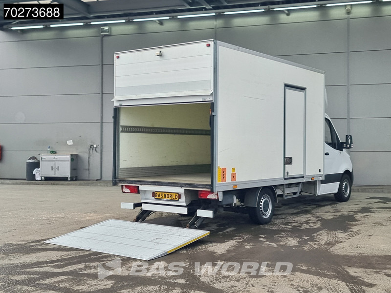 Mercedes-Benz Sprinter 314 CDI Automaat Laadklep Zijdeur Bakwagen Airco Cruise Camera MBUX Meubelbak Koffer 20Airco Cruise control - Малотоннажный фургон: фото 3 Mercedes-Benz Sprinter 314 CDI Automaat Laadklep Zijdeur Bakwagen Airco Cruise Camera MBUX Meubelbak Koffer 20Airco Cruise control - Малотоннажный фургон: фото 3