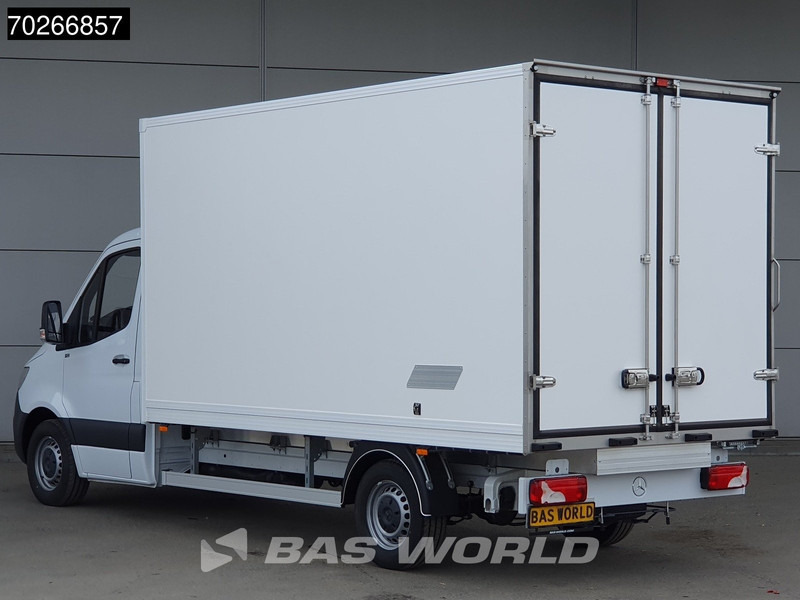 Mercedes-Benz Sprinter 315 CDI Koelwagen Achterdeuren Thermo King C-250 Airco MBUX Koel Koeler Kühl Kühler Kühlwagen Kühlkoffer 17m3 Airco Cruise contr - Малотоннажный рефрижератор: фото 2 Mercedes-Benz Sprinter 315 CDI Koelwagen Achterdeuren Thermo King C-250 Airco MBUX Koel Koeler Kühl Kühler Kühlwagen Kühlkoffer 17m3 Airco Cruise contr - Малотоннажный рефрижератор: фото 2
