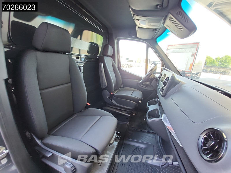 Новый Малотоннажный фургон Mercedes-Benz Sprinter 317 CDI Automaat Bakwagen Laadklep Lat om Lat Navi Airco Cruise Meubelbak Koffer 22m3 Airco Cruise control: фото 14