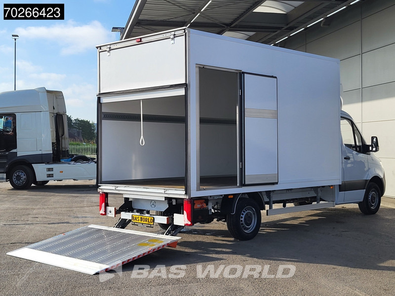 Mercedes-Benz Sprinter 317 CDI Automaat Laadklep Zijdeur Bakwagen Navi Airco Cruise MBUX Euro6 Meubelbak Koffer 12m3 Airco Cruise control - Малотоннажный фургон: фото 3 Mercedes-Benz Sprinter 317 CDI Automaat Laadklep Zijdeur Bakwagen Navi Airco Cruise MBUX Euro6 Meubelbak Koffer 12m3 Airco Cruise control - Малотоннажный фургон: фото 3