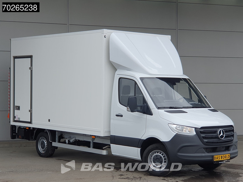 Mercedes-Benz Sprinter 317 CDI Automaat Laadklep Zijdeur Bakwagen Navi Airco Cruise MBUX Euro6 Meubelbak Koffer 21m3 Airco Cruise control - Малотоннажный фургон: фото 5 Mercedes-Benz Sprinter 317 CDI Automaat Laadklep Zijdeur Bakwagen Navi Airco Cruise MBUX Euro6 Meubelbak Koffer 21m3 Airco Cruise control - Малотоннажный фургон: фото 5