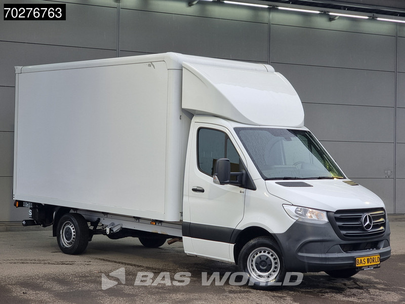 Mercedes-Benz Sprinter 317 CDI Laadklep Automaat Bakwagen Airco MBUX Carplay Meubelbak Koffer Airco - Малотоннажный фургон: фото 5 Mercedes-Benz Sprinter 317 CDI Laadklep Automaat Bakwagen Airco MBUX Carplay Meubelbak Koffer Airco - Малотоннажный фургон: фото 5