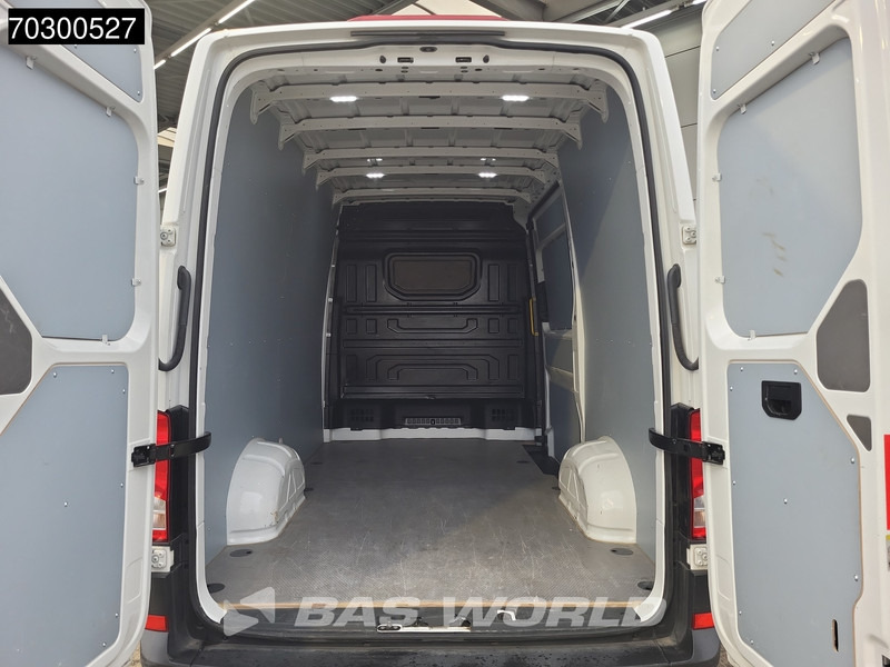 Volkswagen Crafter 102pk L3H3 Trekhaak Navi Airco Parkeersensorenv+ Euro6 L2H2 Airco Trekhaak - Цельнометаллический фургон: фото 3 Volkswagen Crafter 102pk L3H3 Trekhaak Navi Airco Parkeersensorenv+ Euro6 L2H2 Airco Trekhaak - Цельнометаллический фургон: фото 3