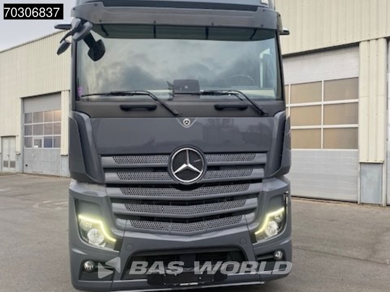 Mercedes-Benz Actros 1853 4X2 Gigaspace Mirrorcam Retarder 2x tanks Euro 6 - Тягач: фото 2 Mercedes-Benz Actros 1853 4X2 Gigaspace Mirrorcam Retarder 2x tanks Euro 6 - Тягач: фото 2
